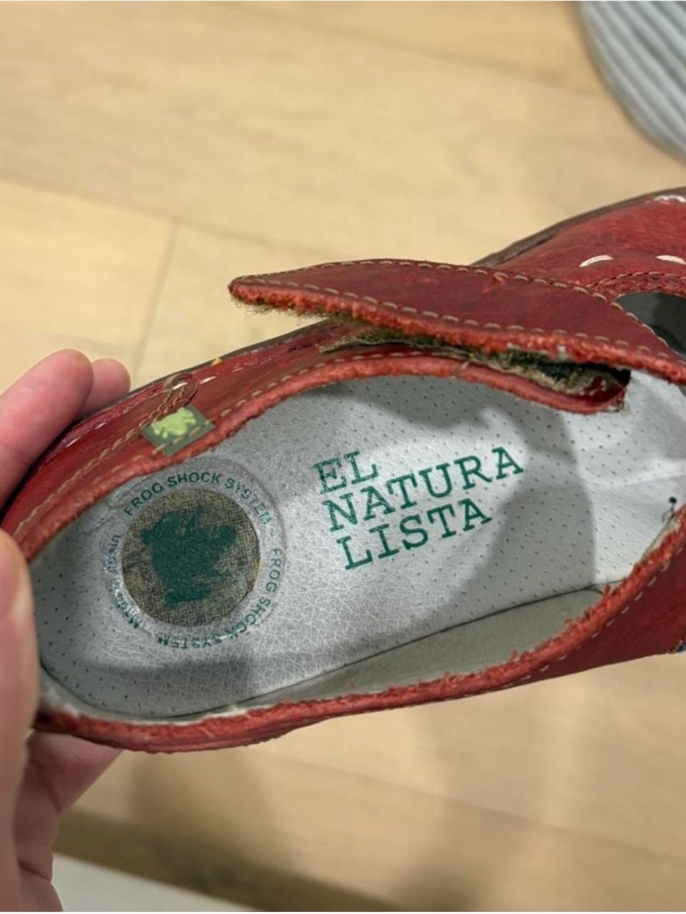 El Naturalista Vintage Red Leather Mary Jane Flats - Picture 5 of 7